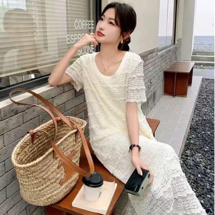 夏季泡泡袖连衣裙法式设计显瘦中长款时尚长裙通用码（01-200）