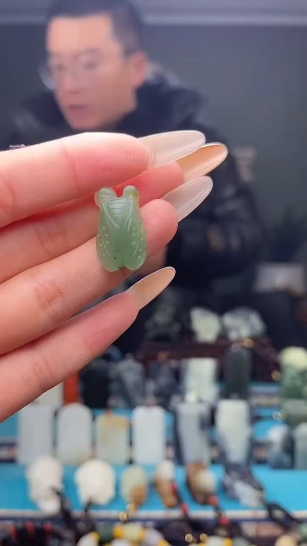 未镶嵌和田玉挂件1