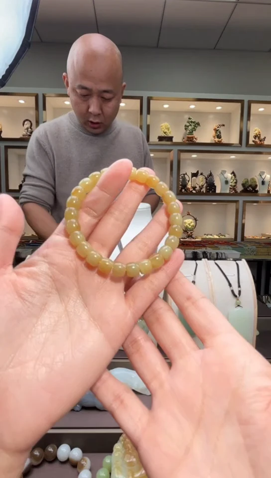 颈饰未镶嵌和田玉苏