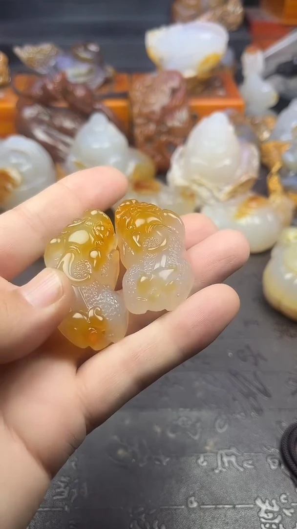 【闪购商品】玛瑙/玉髓吊坠未镶嵌1