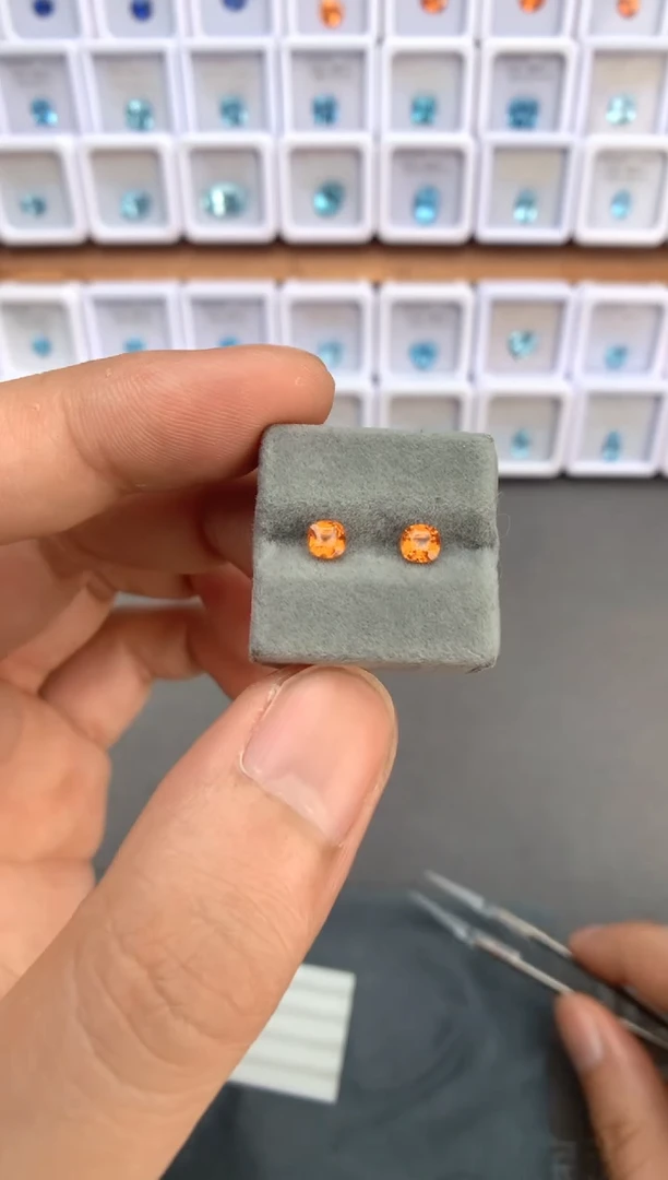 未镶嵌裸石定制石榴石芬达1ct