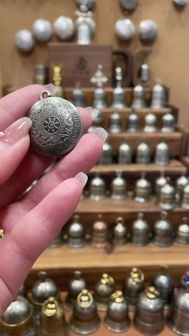 赢****”不丹盒子正品
