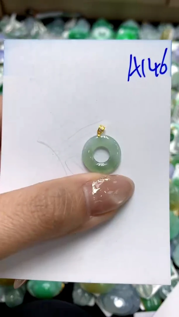 【闪购商品】翡翠颈饰18K金镶嵌111111111