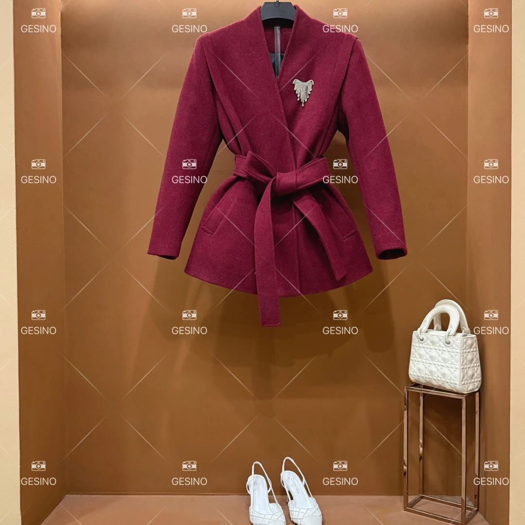 【露露】秋冬气质轻奢小香风时尚修身收腰外套 QD-2024952