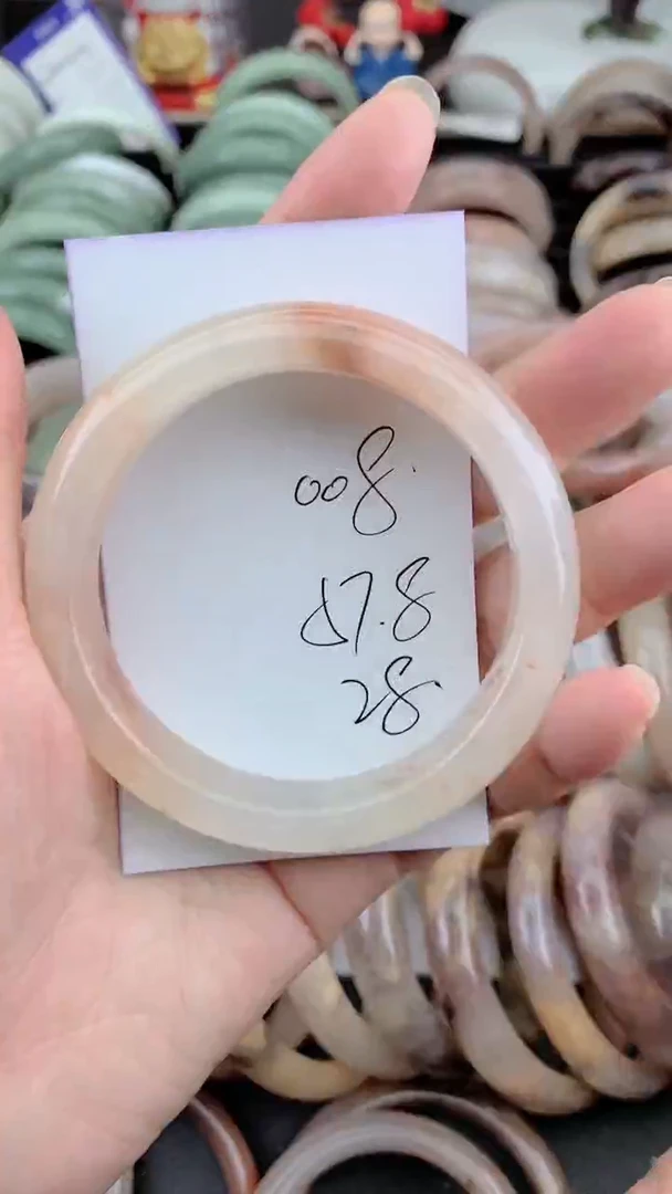 未镶嵌手镯石英质玉008