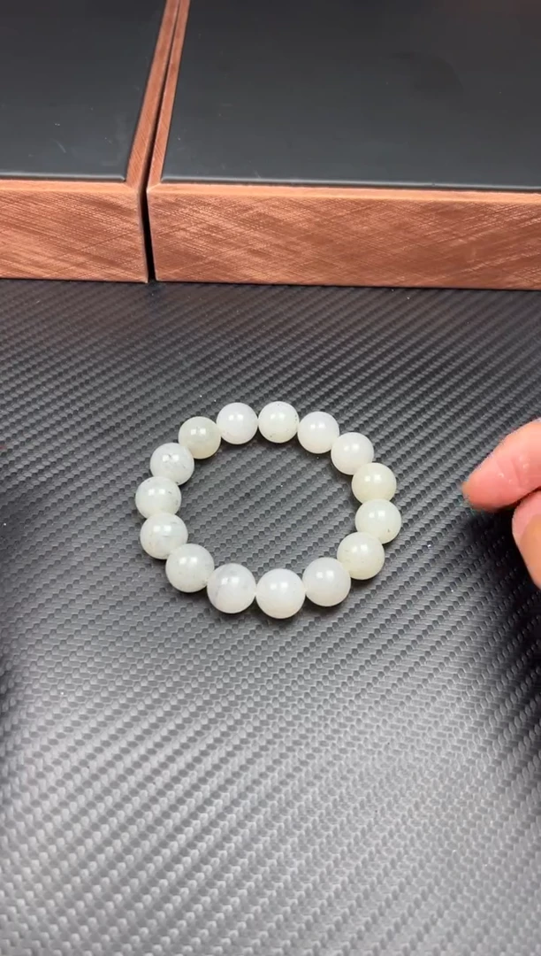 手串未镶嵌和田玉黑山微色差卡14m