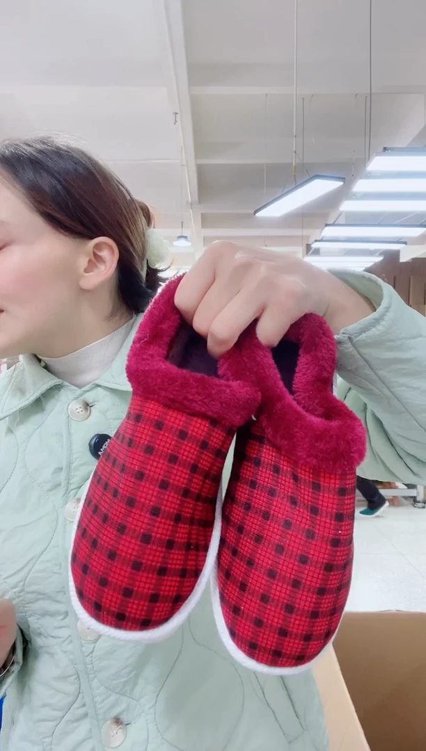 红格子毛圈棉鞋35码76号