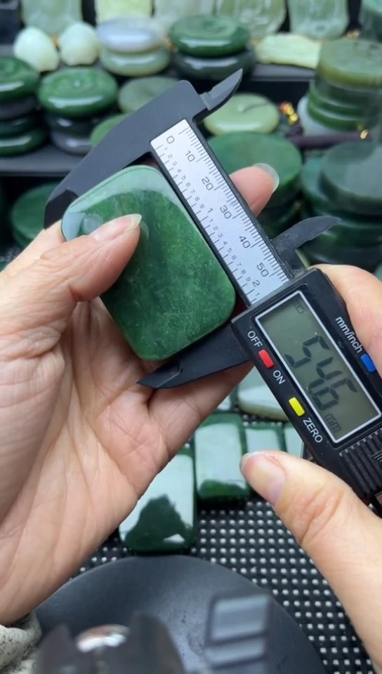 未镶嵌和田玉珠宝半成品牌子