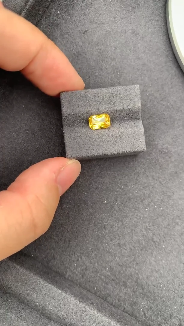 裸石彩色蓝宝石1.5ct黄蓝宝 GE 定制