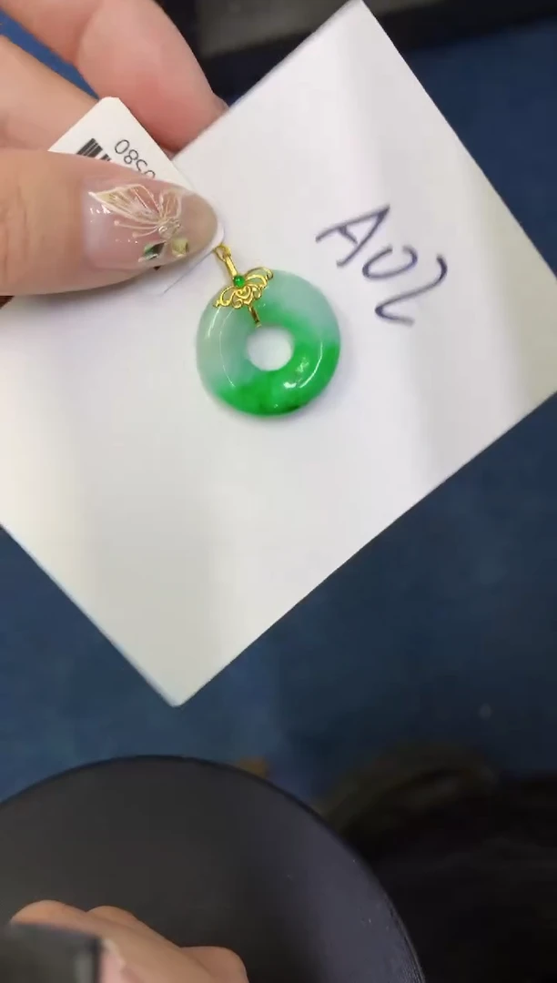 【闪购商品】翡翠颈饰18K金镶嵌0000000000