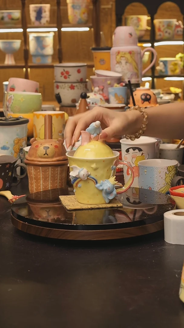 景德镇釉下彩绘设计师款式陶瓷