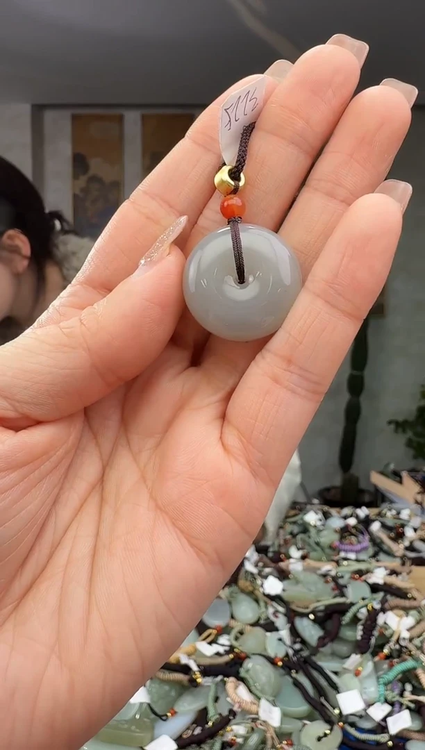 颈饰未镶嵌和田玉拍一发一多样性发货