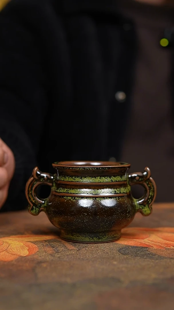 炉茶叶沫双耳小香炉瑕孤品