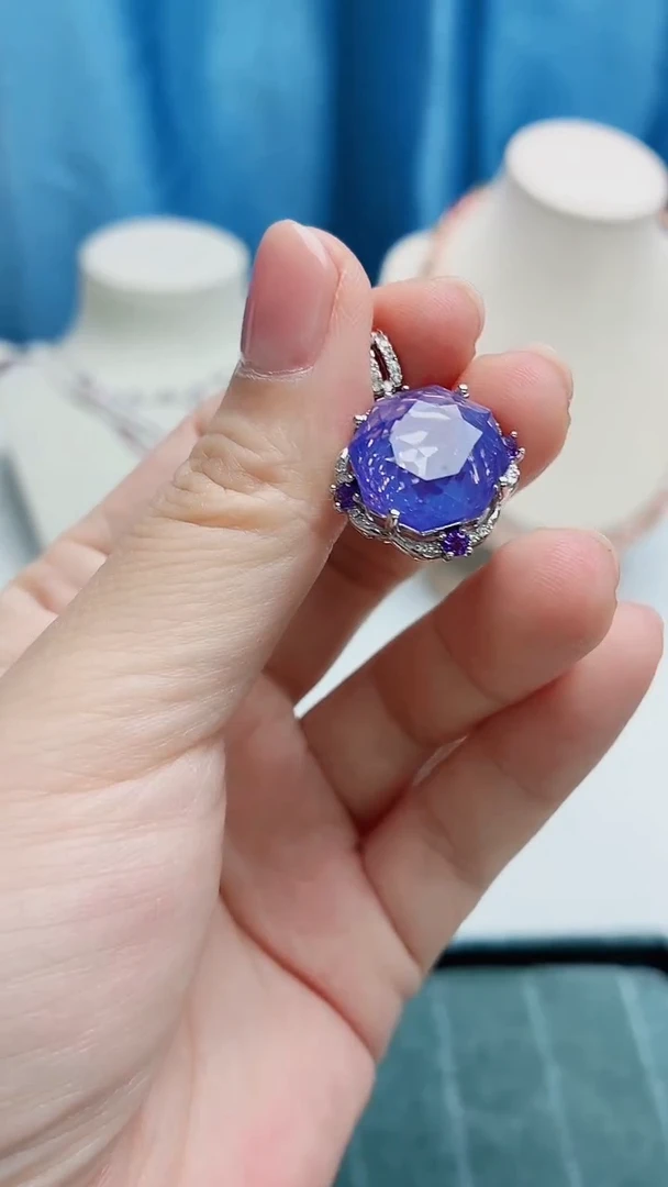 吊坠(不含链)银S925镶嵌水晶1110ZB828产品一个（多样性）