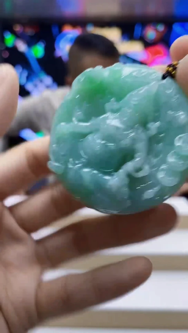 未镶嵌定制翡翠-毛货挂件16