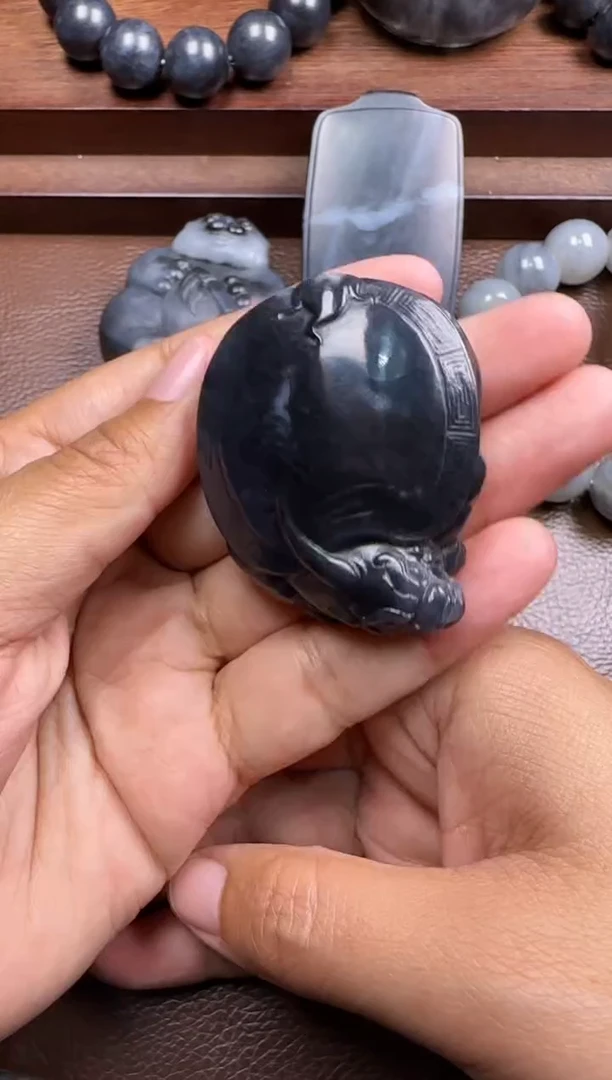 未镶嵌和田玉挂件和田玉挂件