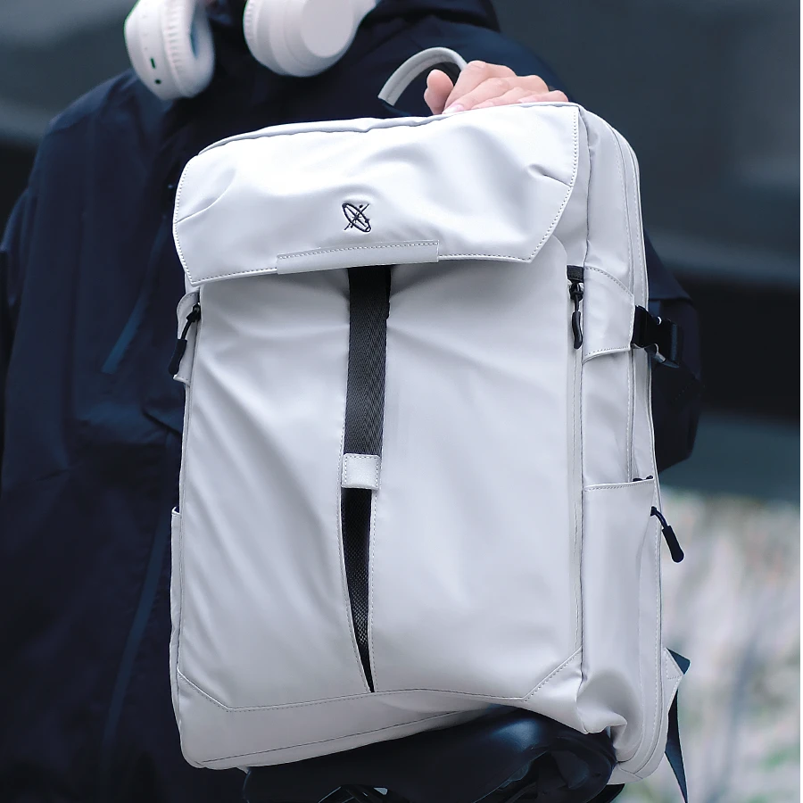 光影星空宙斯Z双肩包初中高中大容量书包18男士寸电脑包骑行机包