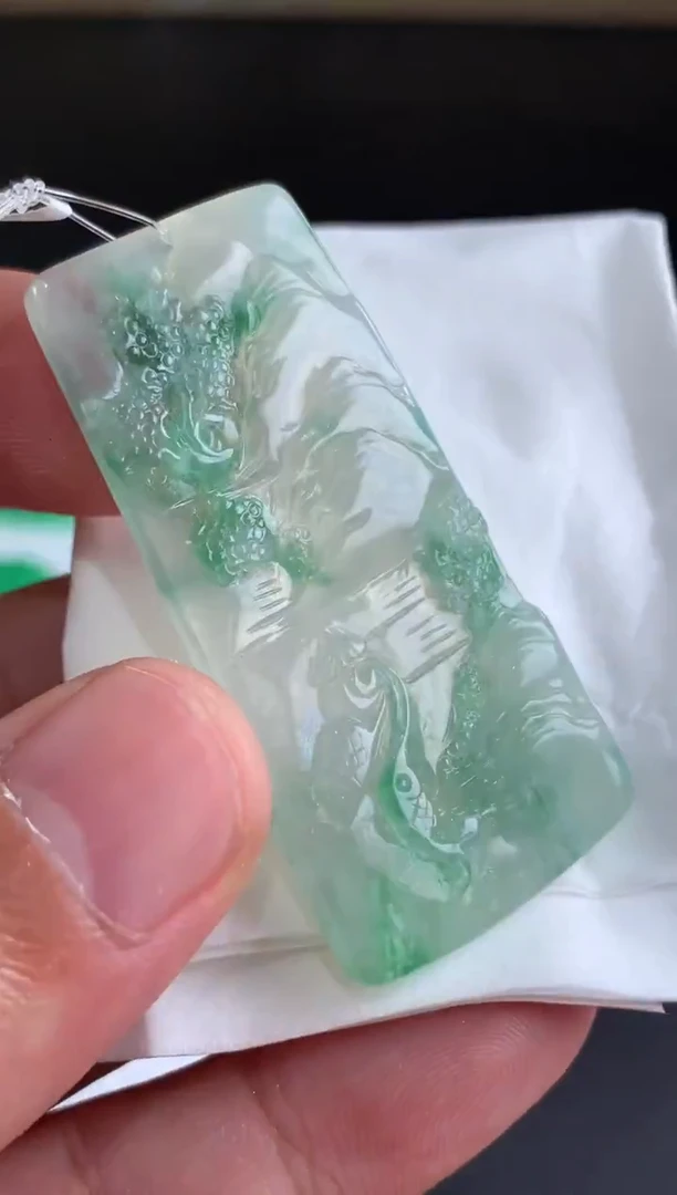 未镶嵌定制翡翠偶**尔翡翠