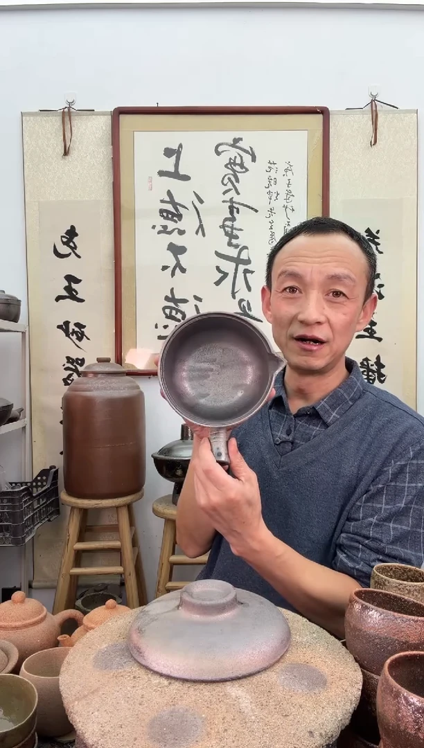 黑色侧把小砂锅非遗