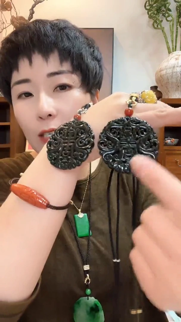吊坠(赠链)未镶嵌翡翠602
