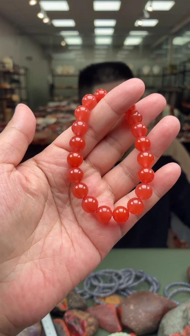 手串未镶嵌南红玛瑙单圈手串一条约9mm多样性发货