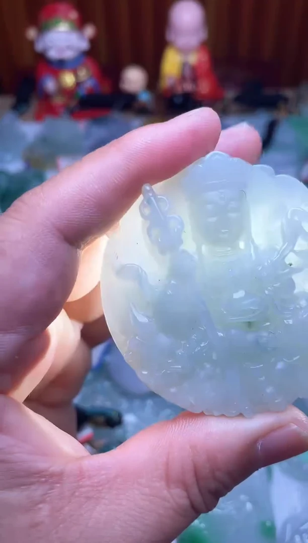 颈饰未镶嵌翡翠1