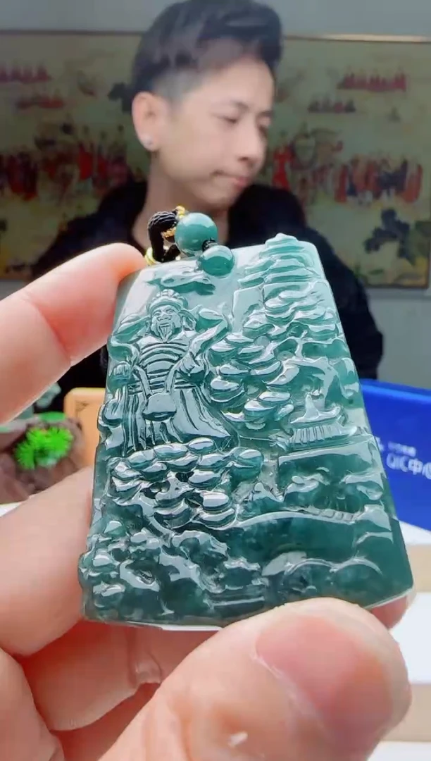 【闪购商品】翡翠颈饰未镶嵌1111111111