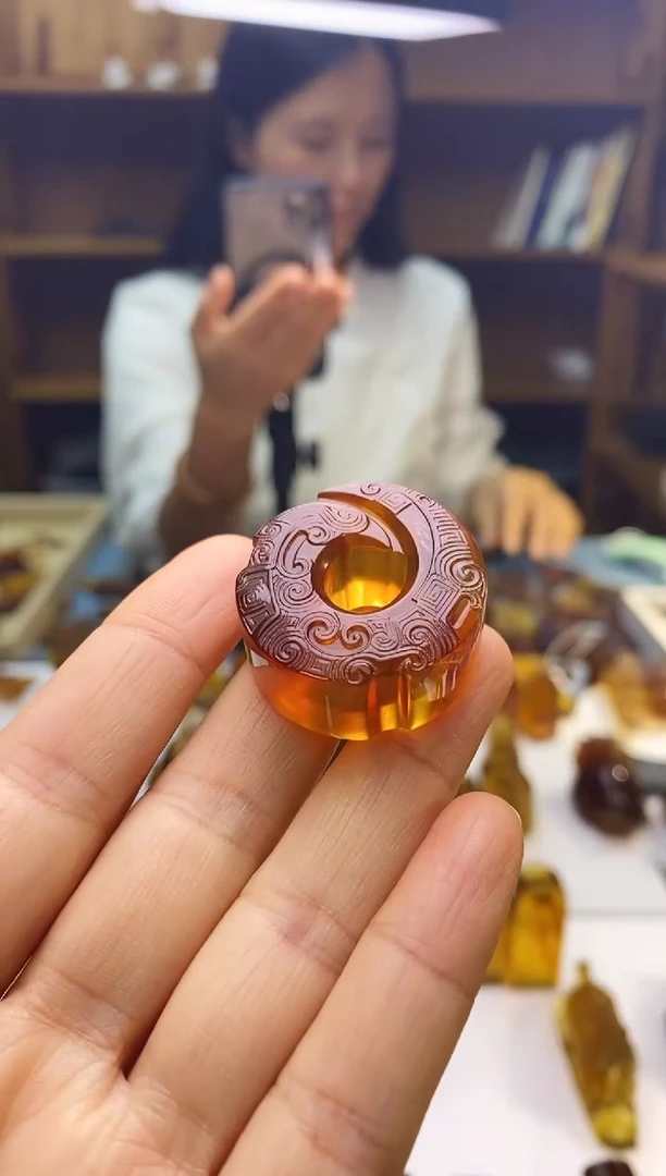 琥珀颈饰未镶嵌SN72-31（时来运转）