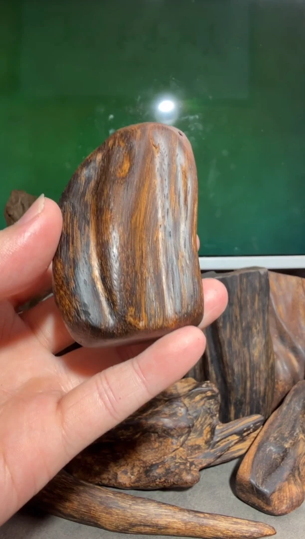 沉香手把件海南树心多样性发一
