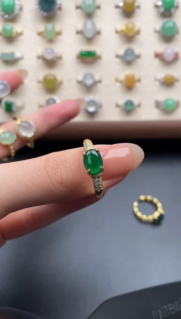 银S925镶嵌戒指翡翠一物一证一礼盒