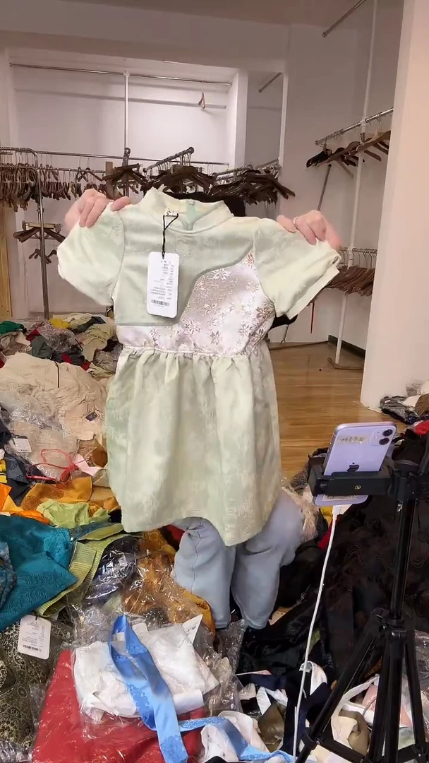 儿童       连衣裙      120码