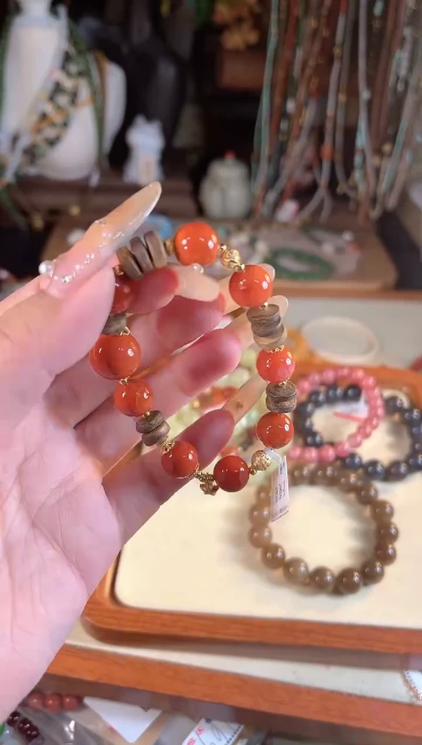 【闪购商品】南红玛瑙手链未镶嵌多样性发货其一