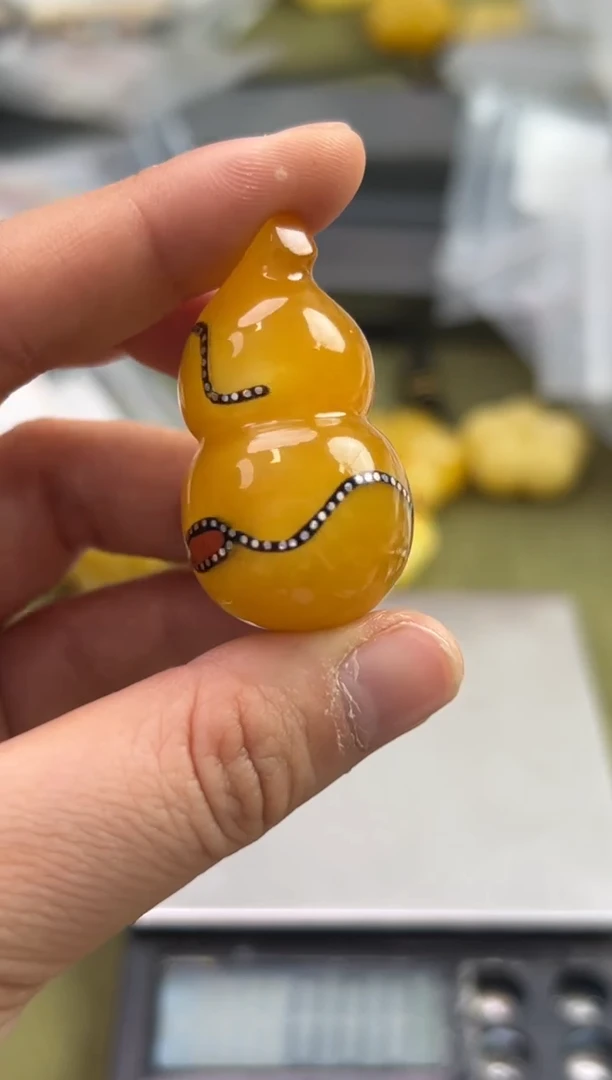 裸石琥珀未镶嵌琥珀蜜蜡吊坠