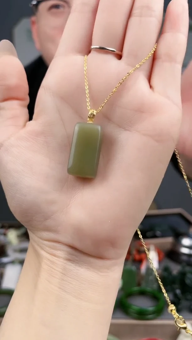 【闪购商品】和田玉颈饰未镶嵌AA多样性发货 拍一发一