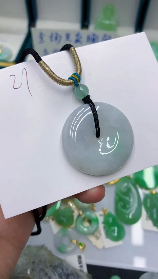 颈饰未镶嵌翡翠1
