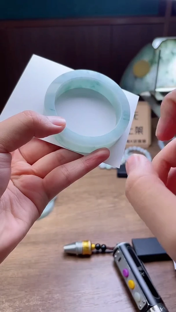 定制翡翠手镯未镶嵌定制