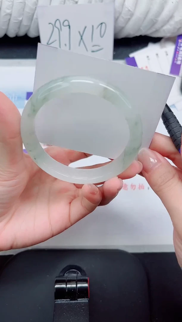 【闪购商品】石英质玉手镯未镶嵌299#59.9