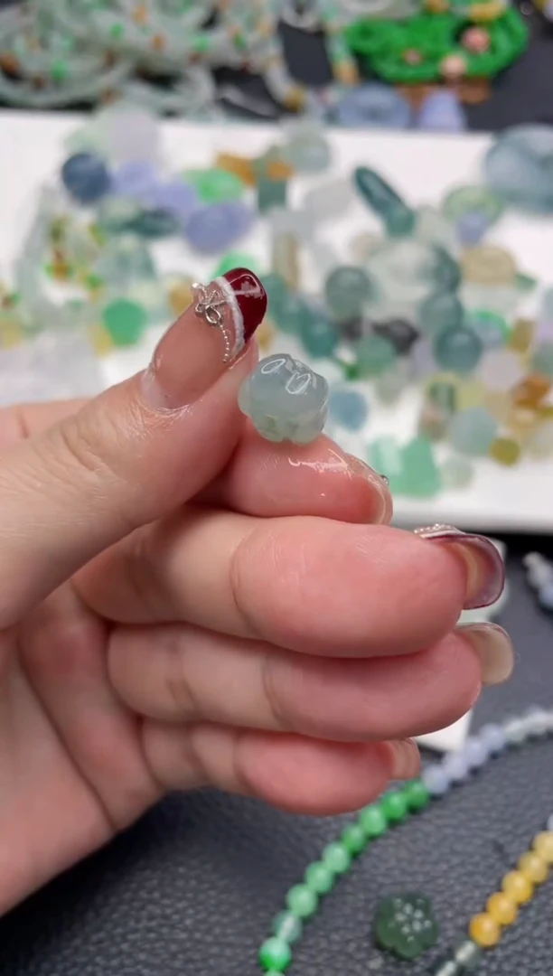 【闪购商品】定制翡翠未镶嵌珠子