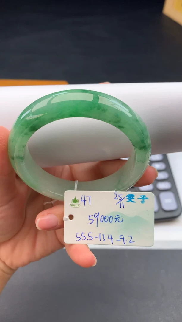 未镶嵌手镯翡翠翡翠自带#送人#，假一赔三