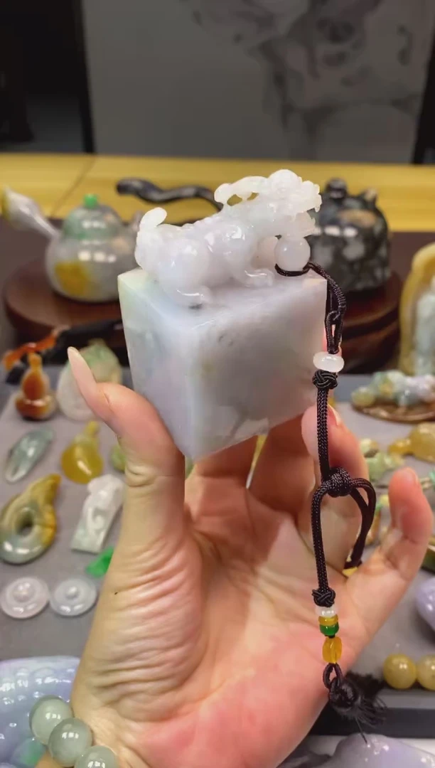 翡翠把件未镶嵌翡翠印章