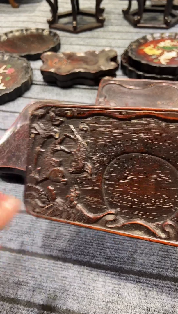 木紫檀雕刻一物一拍