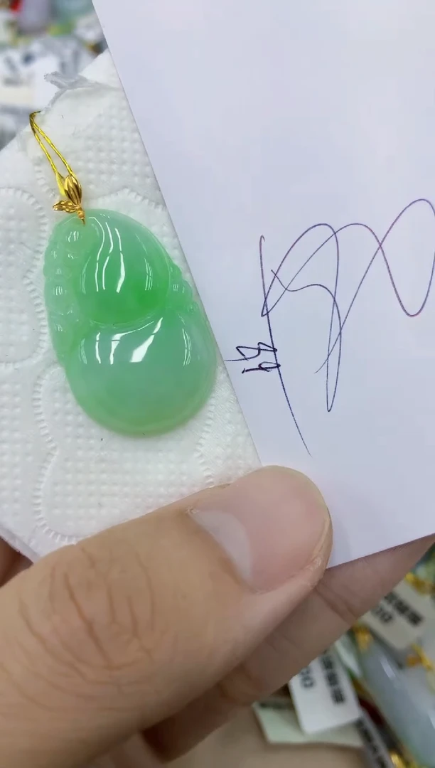 颈饰18K金镶嵌翡翠11111111111