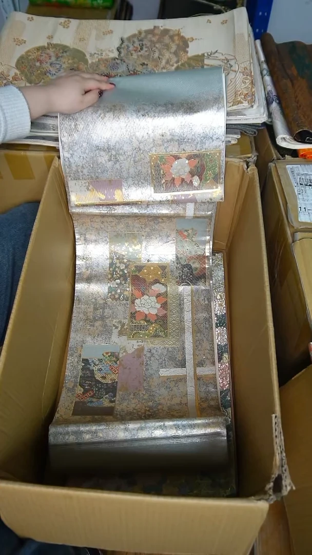 织绣18两通花卉织螺钿