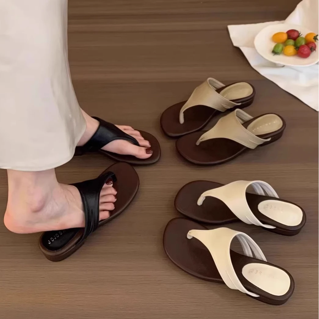 粗跟拖鞋女外穿夏季新款韩系人字拖夹趾凉拖仙女风法式绝美凉鞋子