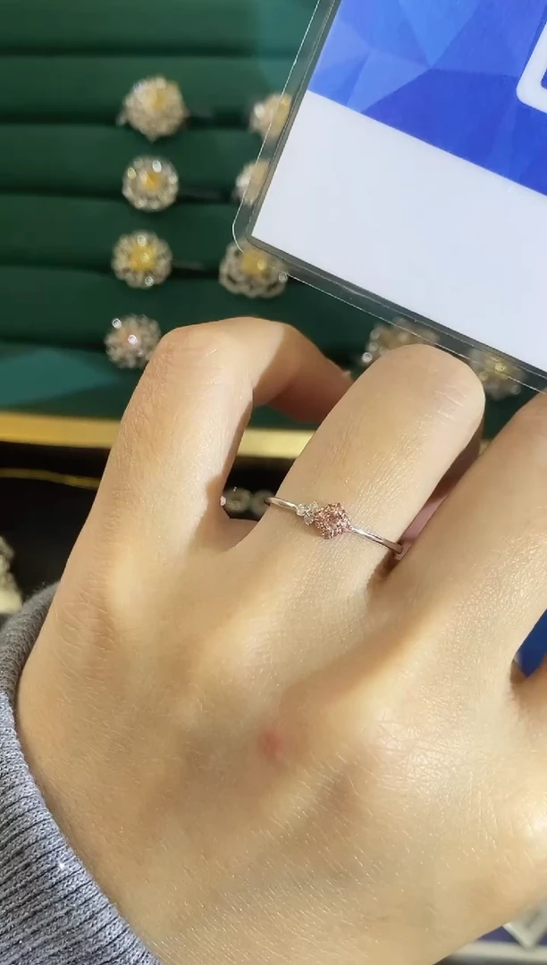 18K金镶嵌戒指钻石1287