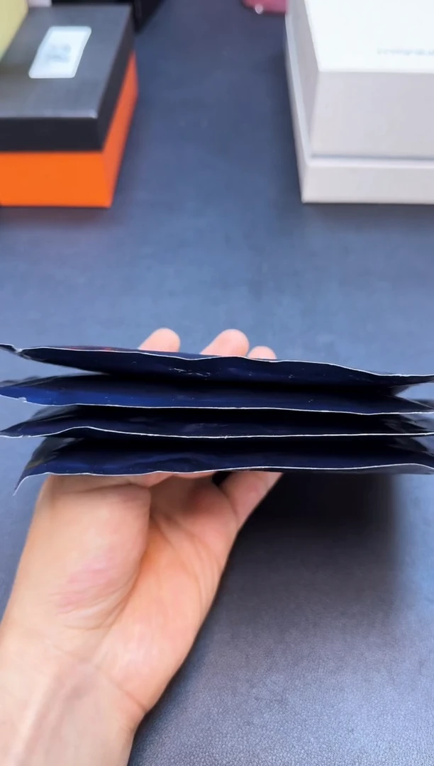 瓷片全新正品一件不留@@WE771