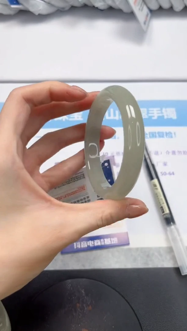 石英质玉手镯未镶嵌V370-60.5
