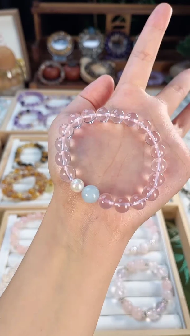 水晶手串未镶嵌粉水晶