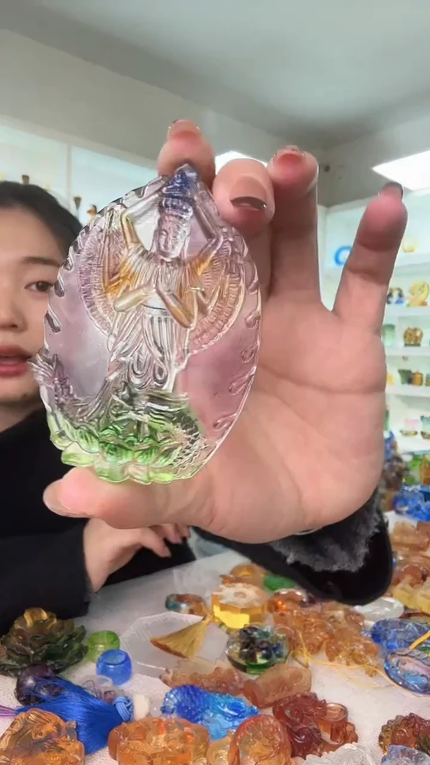 手工艺品琉璃千手观音