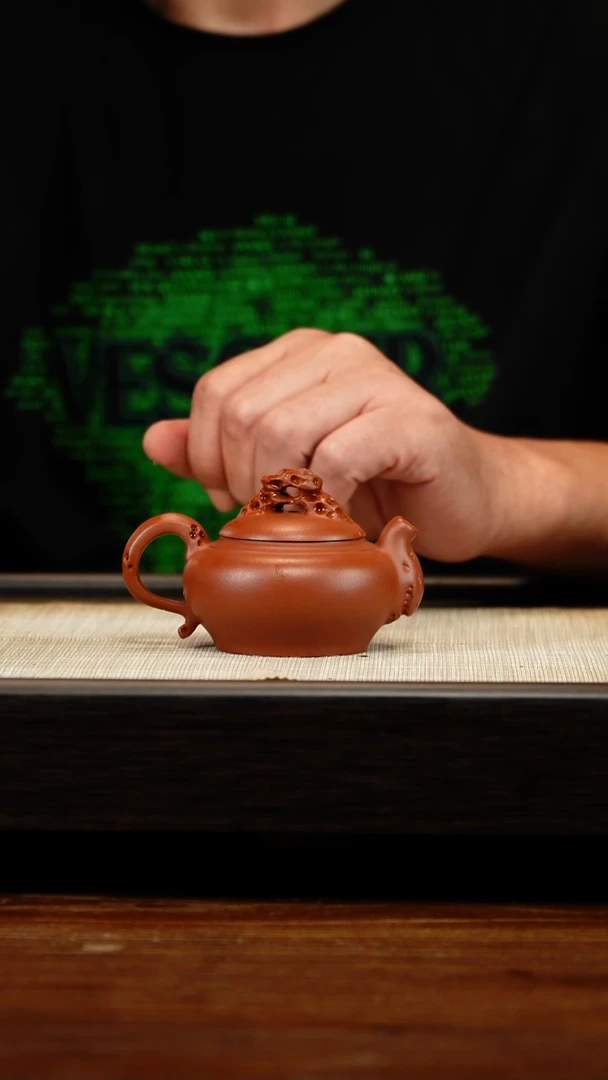 茶壶紫砂朱泥云根